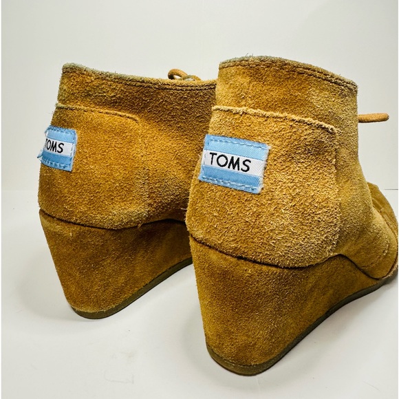 TOM'S Wedge Bootie Lace Up Suede Desert Chestnut SZ 6 EUC - Picture 7 of 13